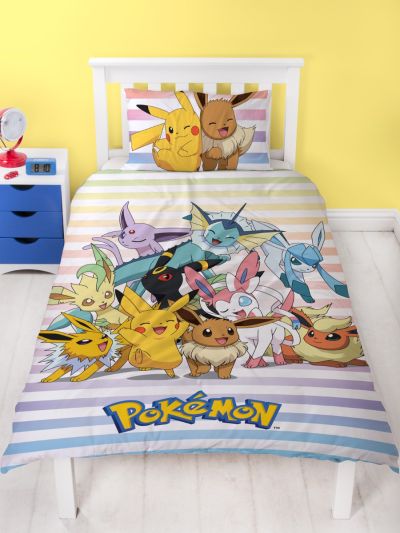 Pokémon Badges Duvet Cover and Pillowcase Set - Bedding & Beyond